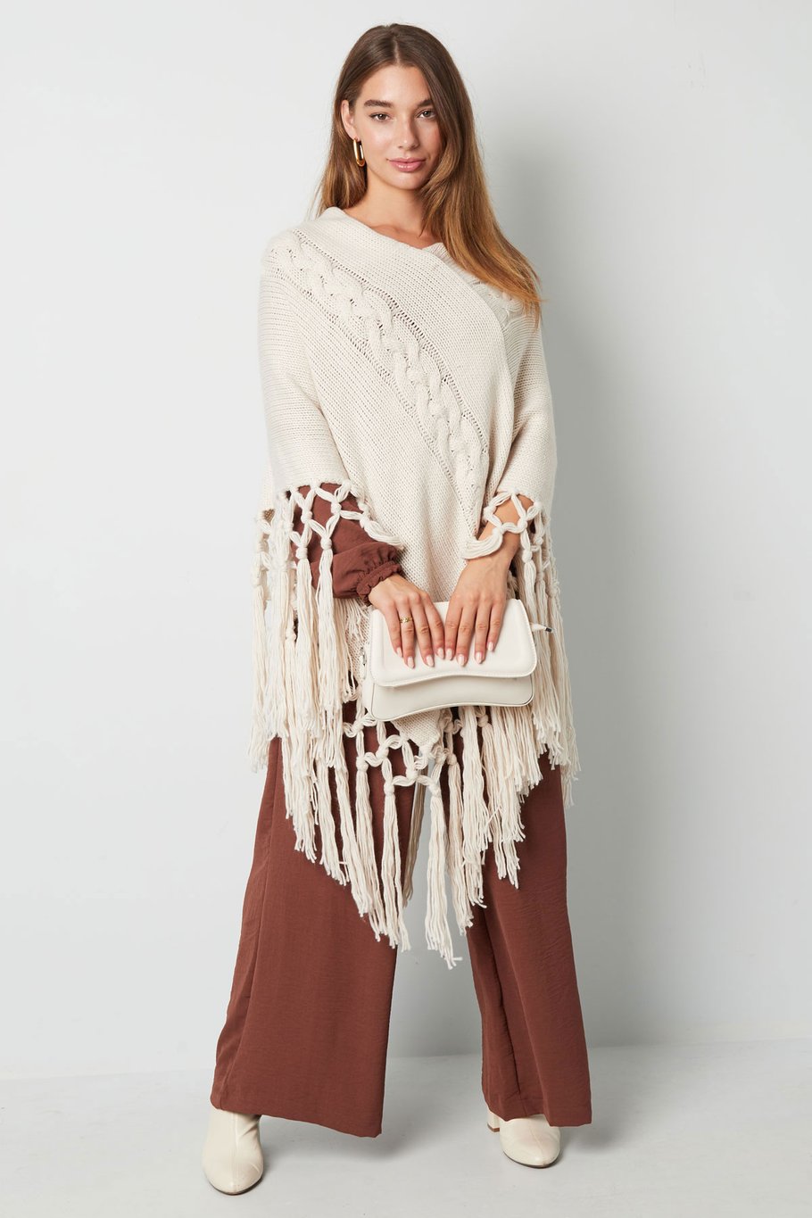 Poncho mit Schnüren - schwarz Bild3